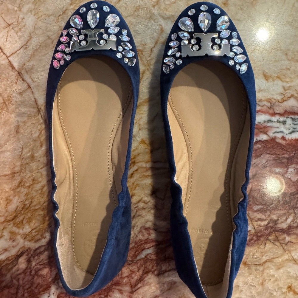 NIB Tory Burch Navy Embellished Flats